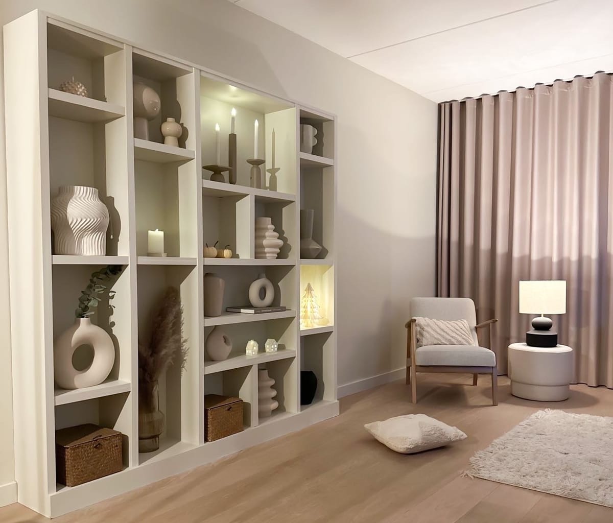 How to Build a Minimalistic DIY Bookcase