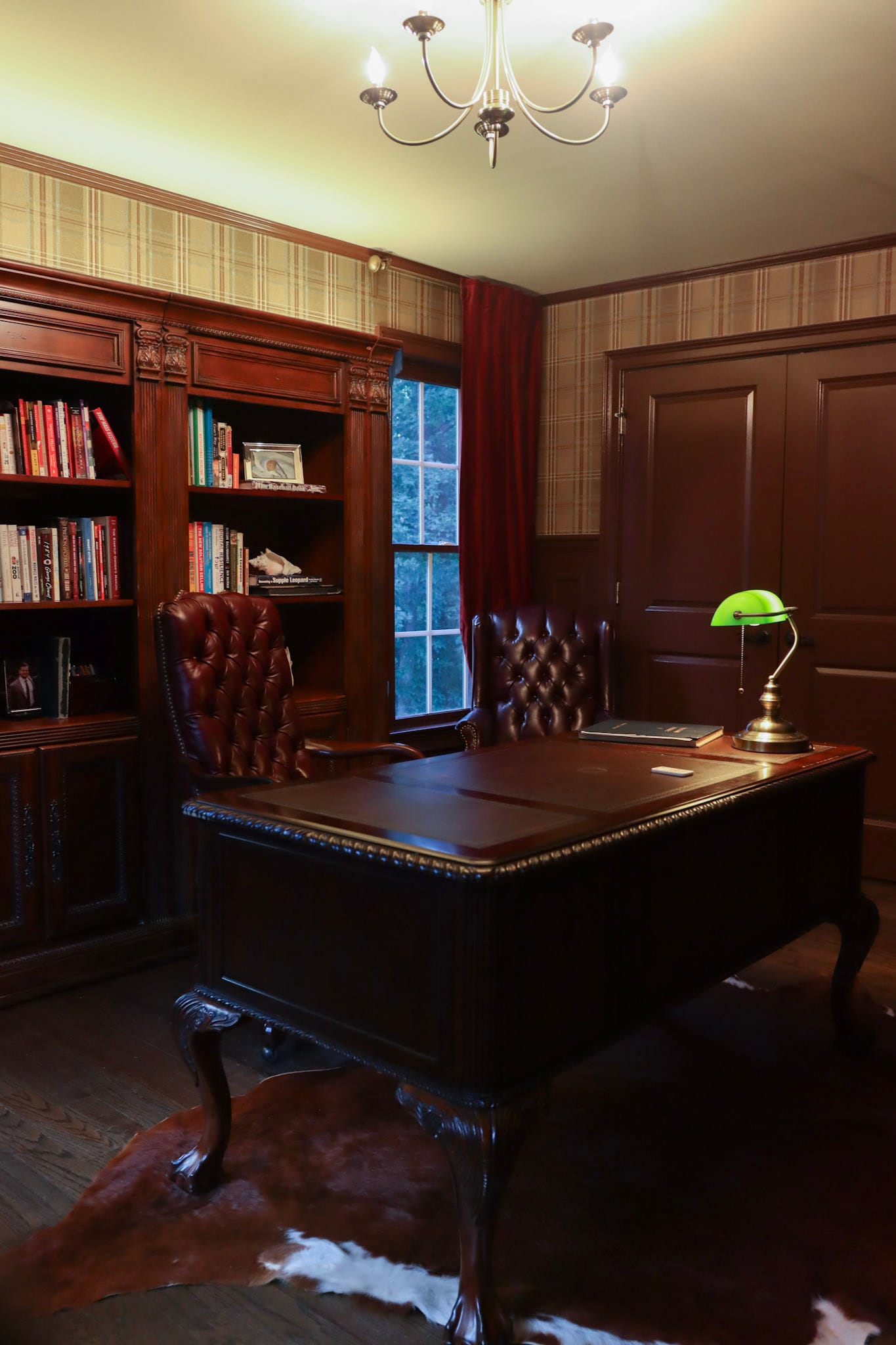 DIY a Masculine Academia Office That Whispers "Speakeasy"